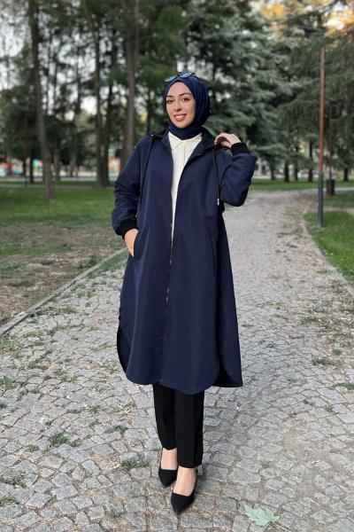 Tuğba Trenç Lacivert